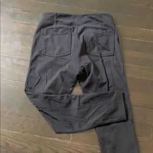 Athleta Legging with Pockets